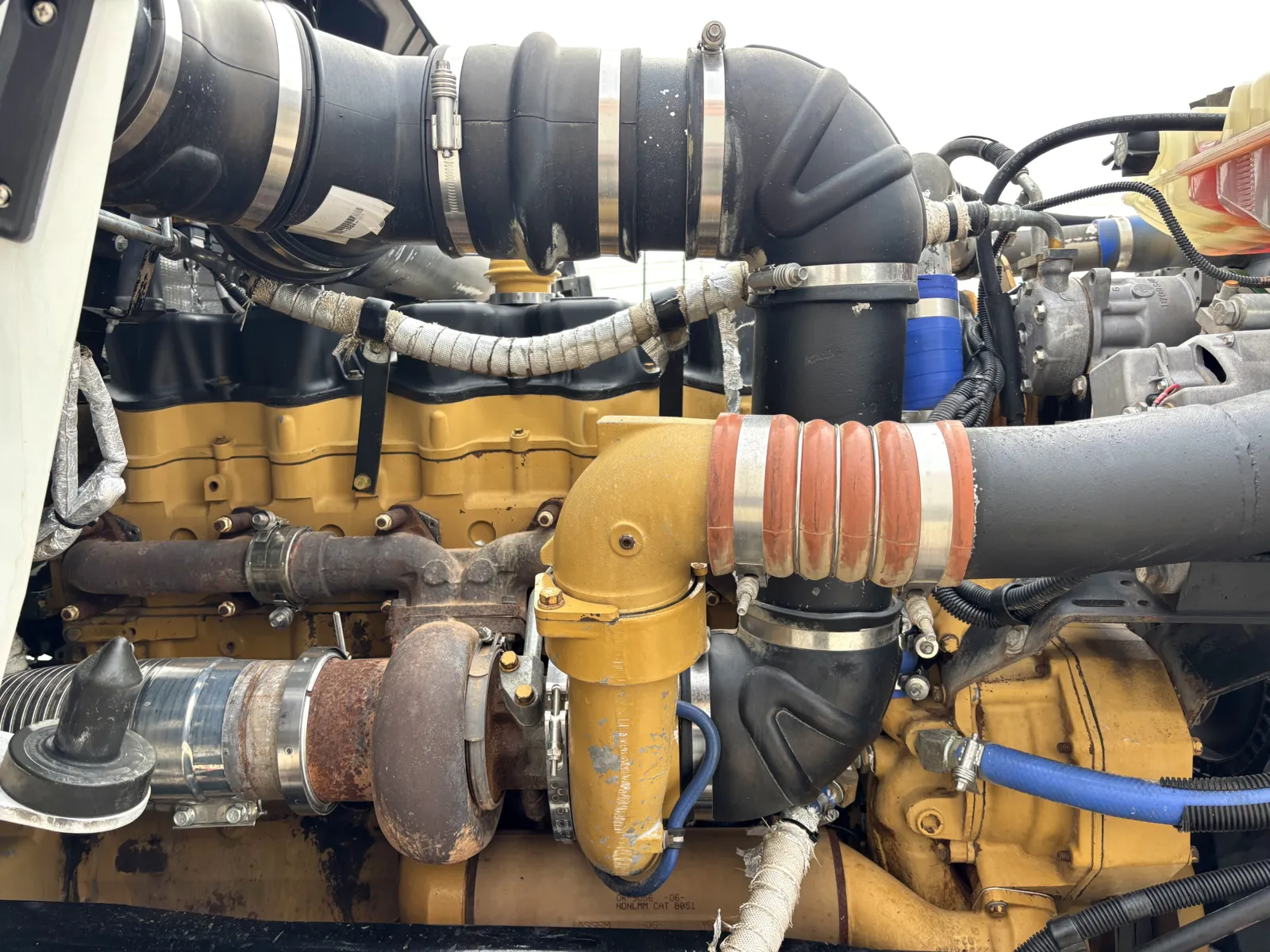 2017 Kenworth T800 - image 12