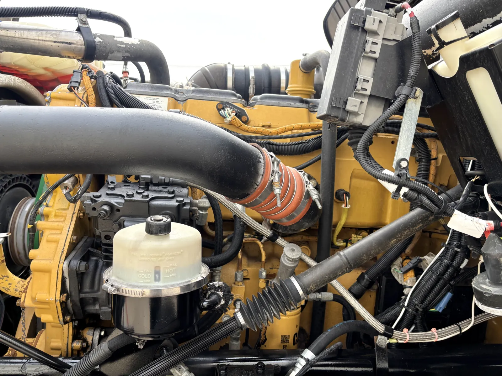 2017 Kenworth T800 - image 13