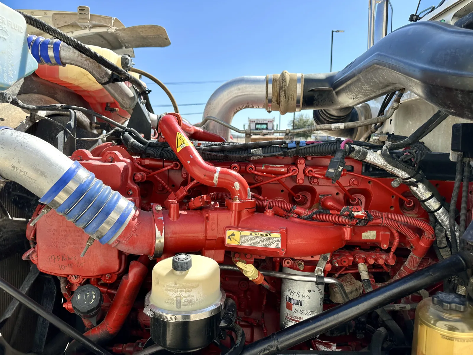 2016 Peterbilt 389 - image 13