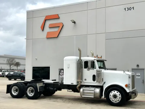 2004 PETERBILT 379 for sale in Hutchins, TX