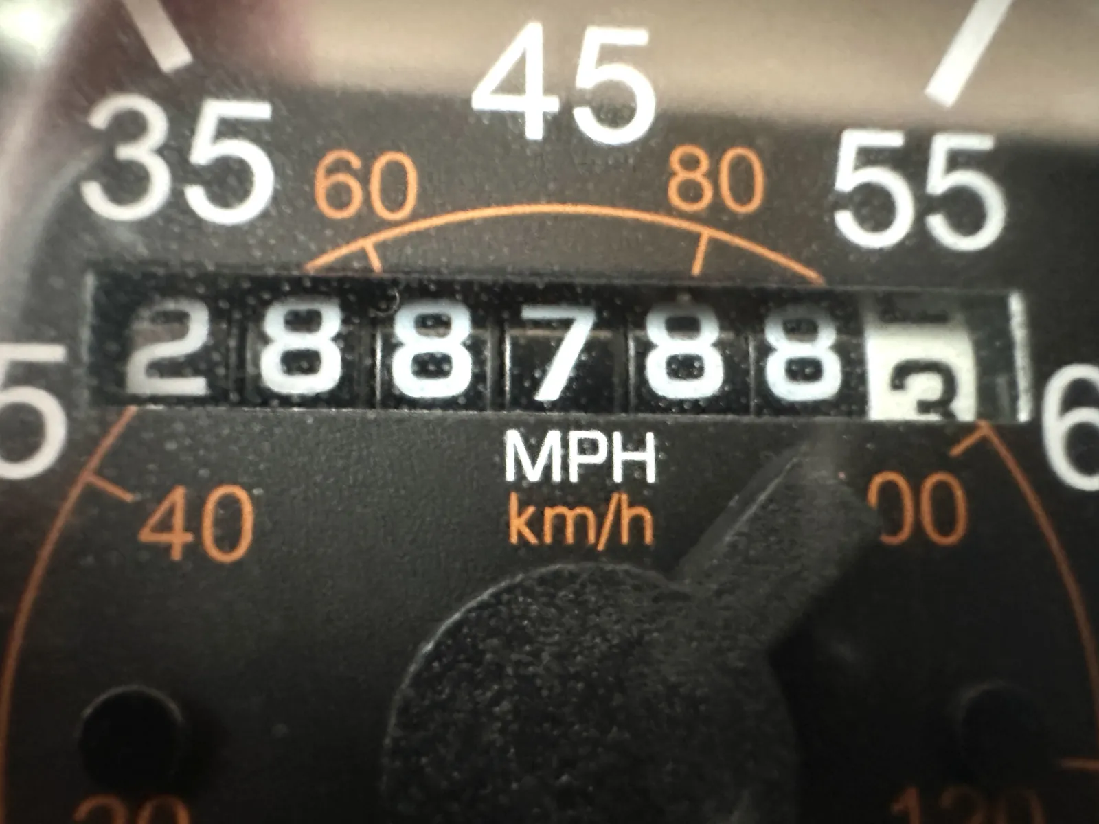 2004 Peterbilt - image 17