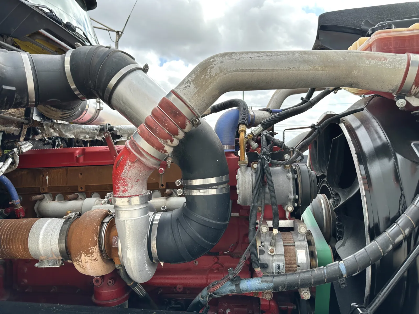 2009 Kenworth W900 - image 12