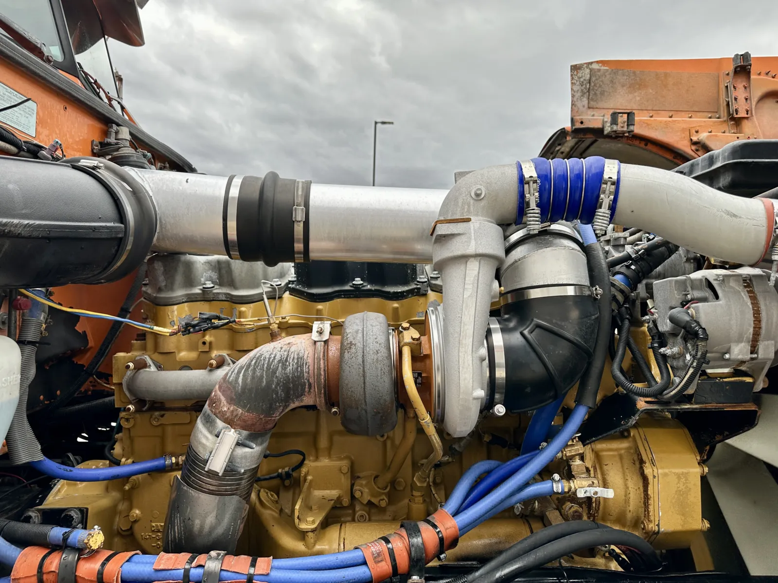 1999 Peterbilt - image 10