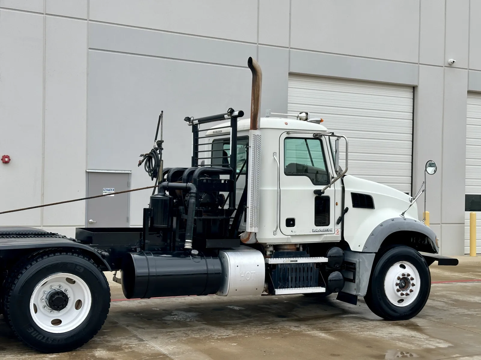 2012 Mack Granite - image 7
