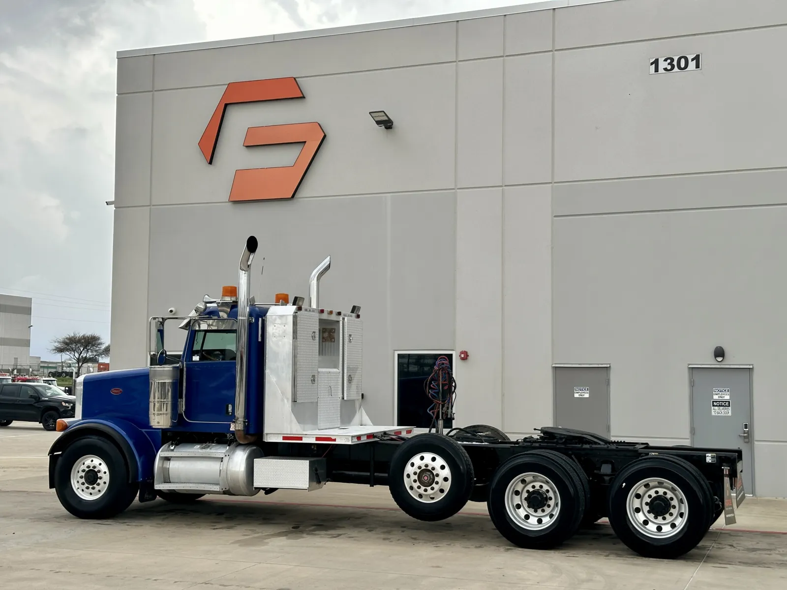 2007 Peterbilt - image 6