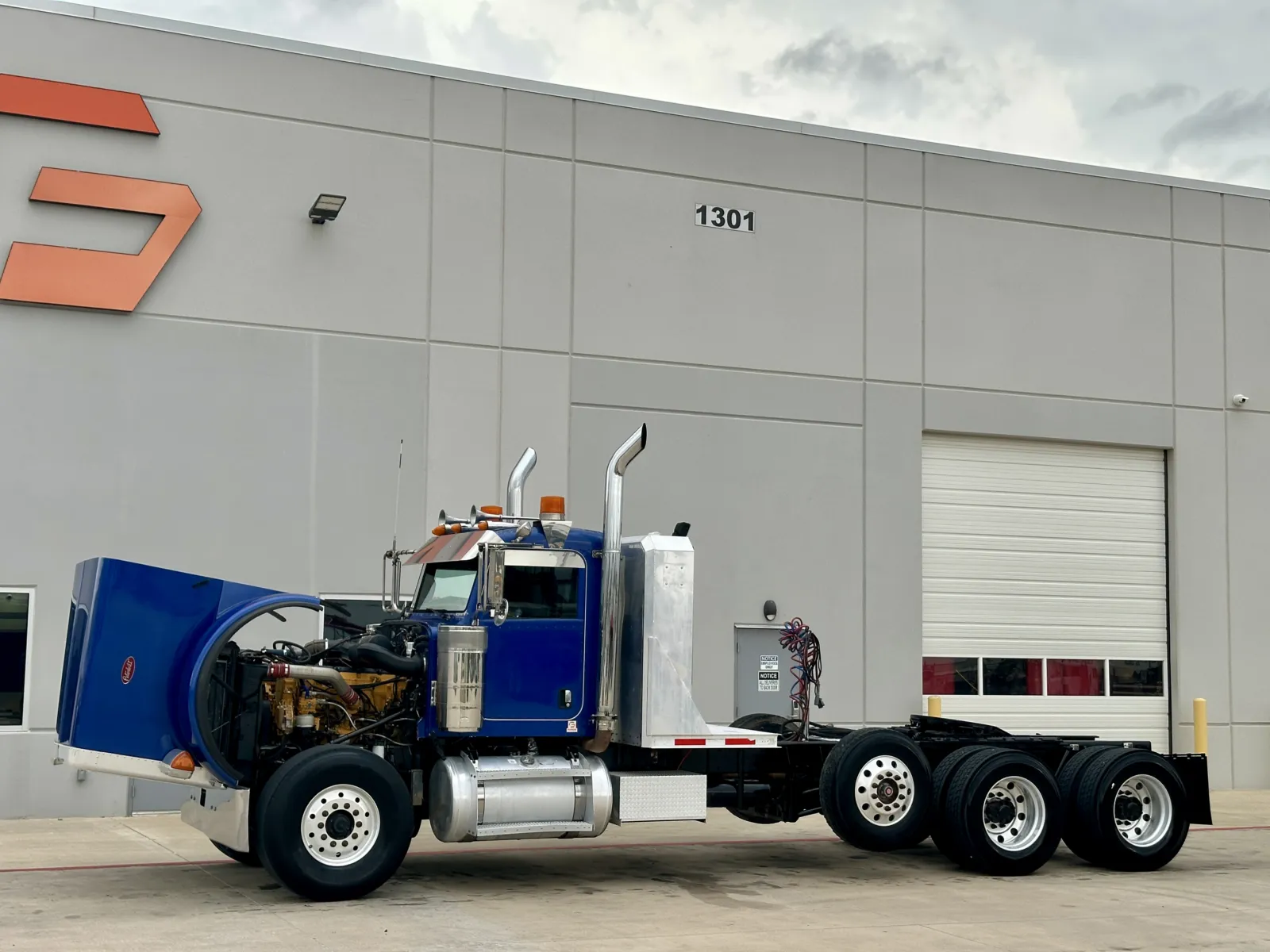 2007 Peterbilt - image 10