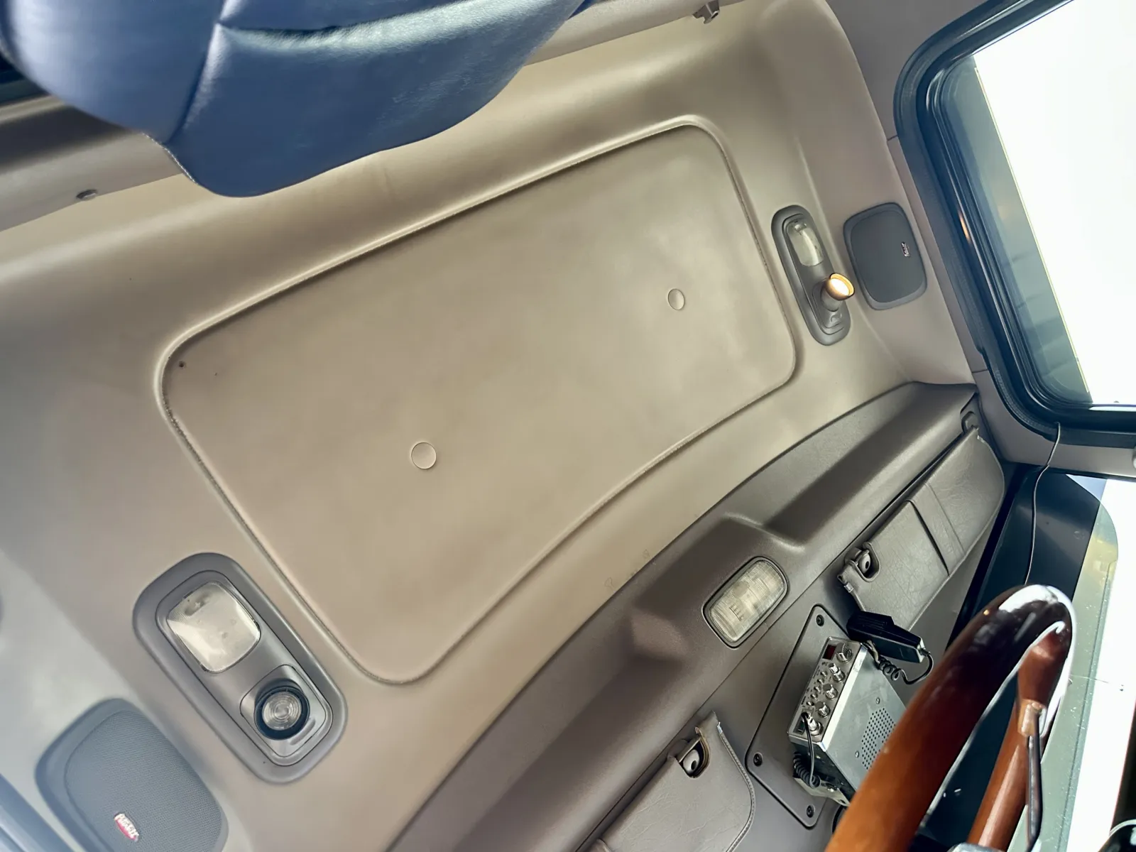 2007 Peterbilt - image 20