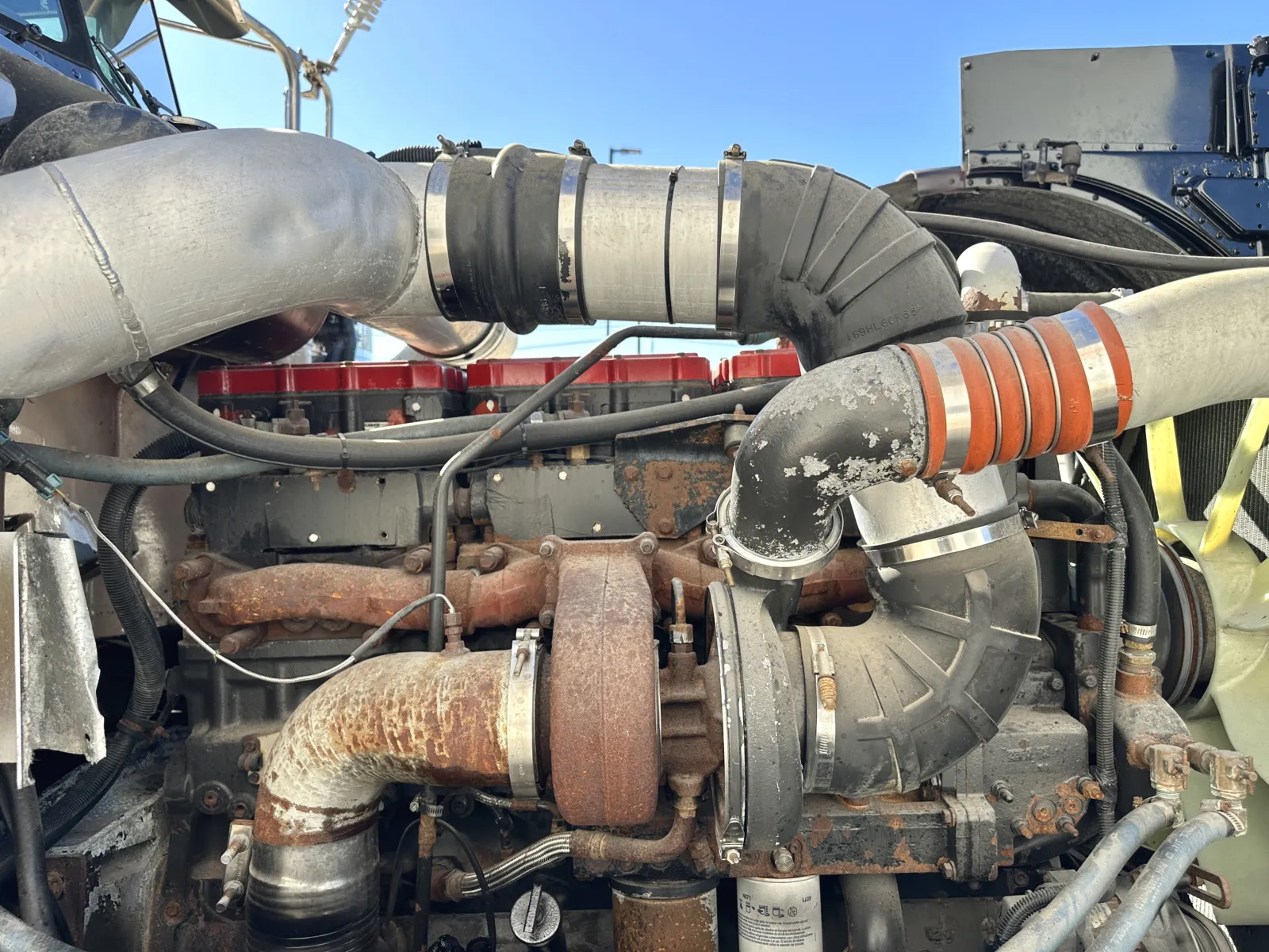 2005 Peterbilt - image 12