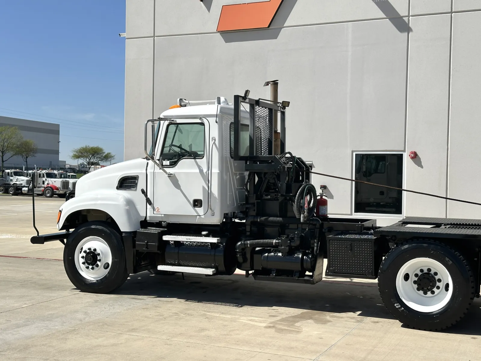 2006 Mack Granite - image 8