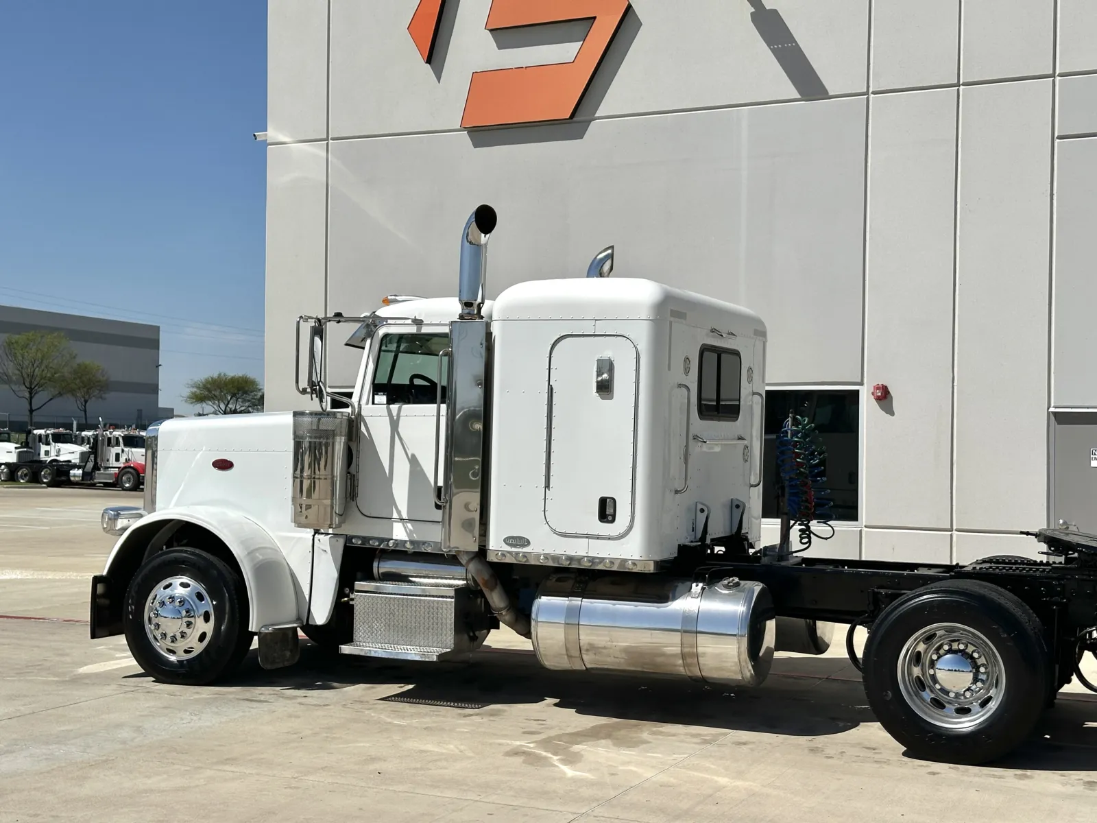 2008 Peterbilt - image 8