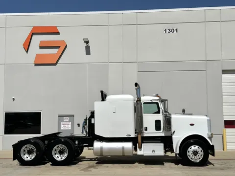 Another view of 2008 PETERBILT 388 for sale in Hutchins, TX at Forge Truck Centers - Texas