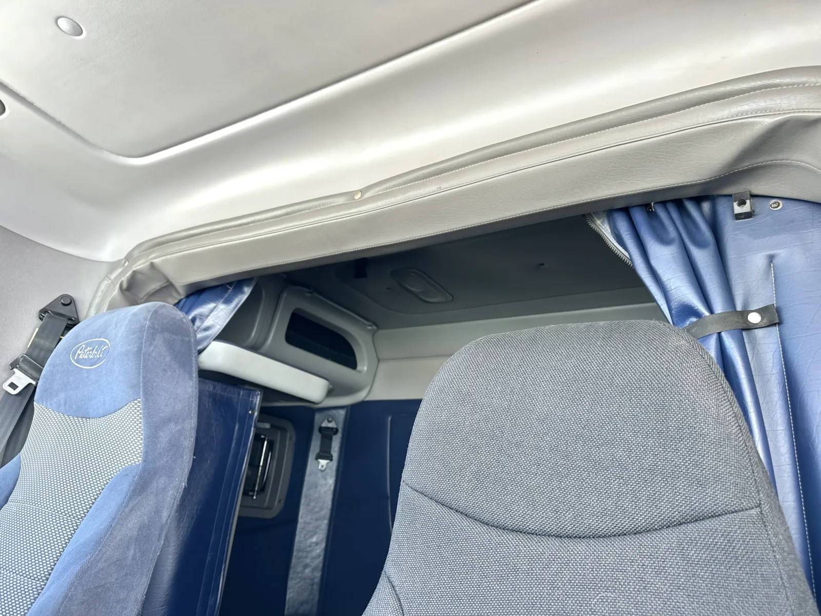 2008 Peterbilt - image 20