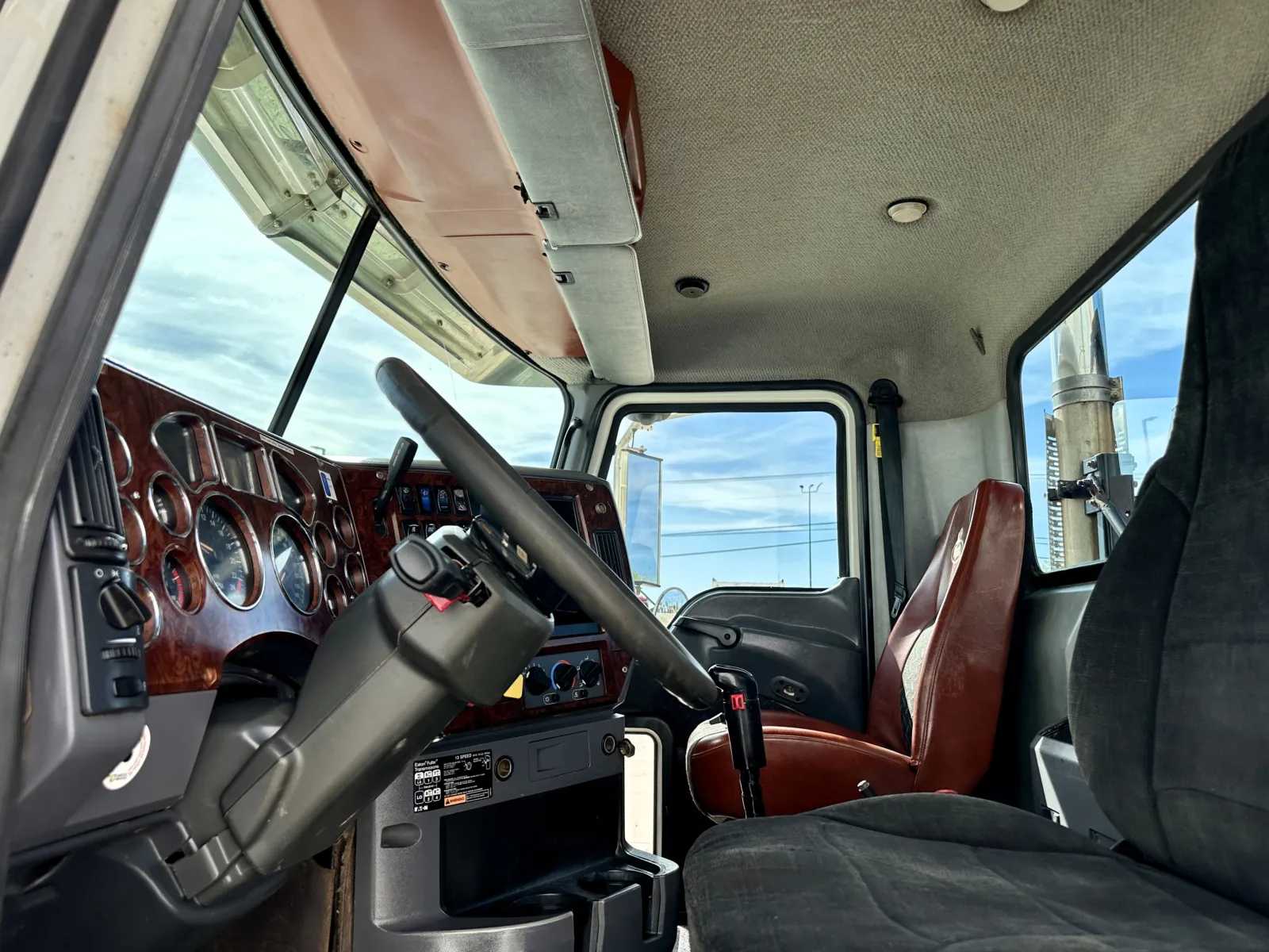 2013 Mack Pinnacle - image 14