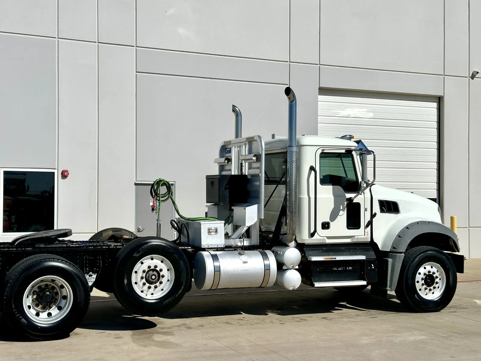 2019 Mack Granite - image 7