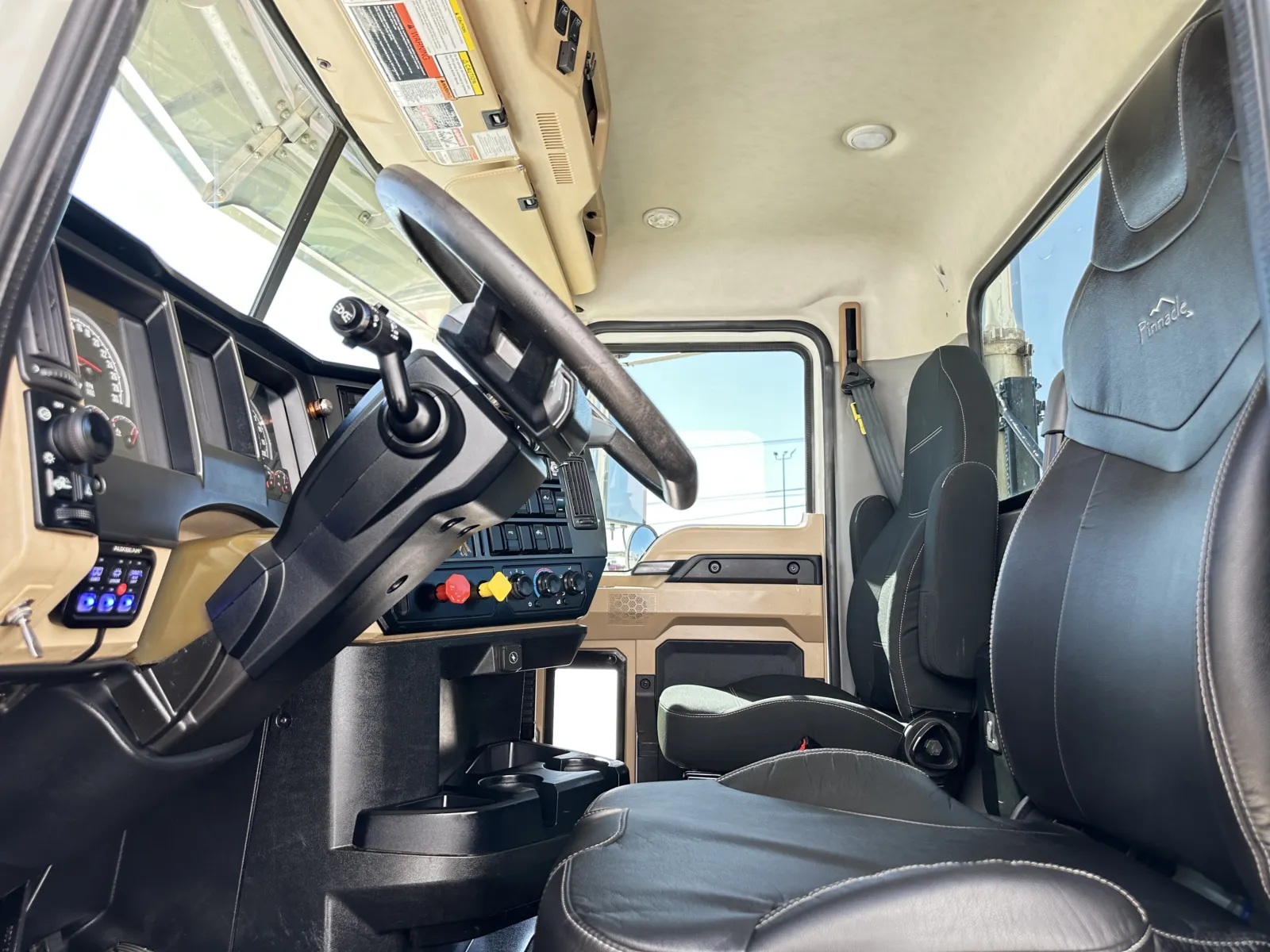 2019 Mack Granite - image 14