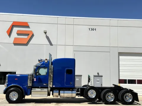 More photos of 2025 PETERBILT 589 at Forge Truck Centers - Texas, TX
