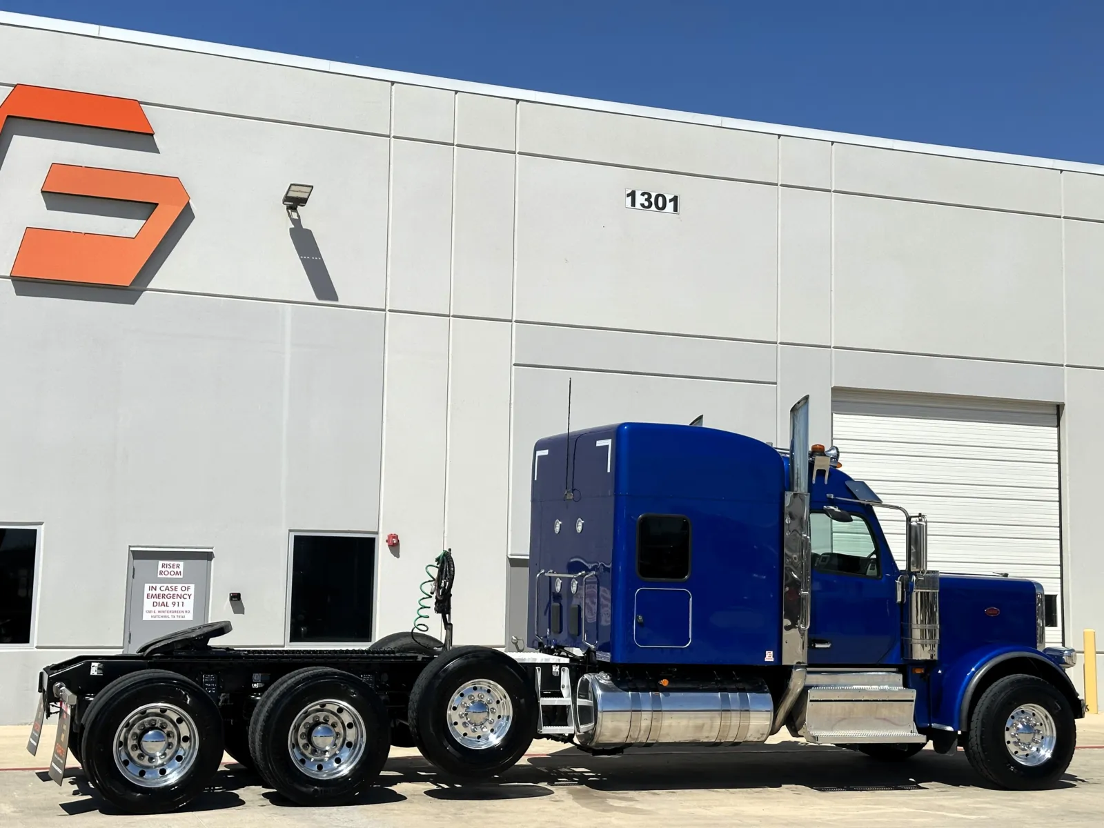 2025 Peterbilt - image 5