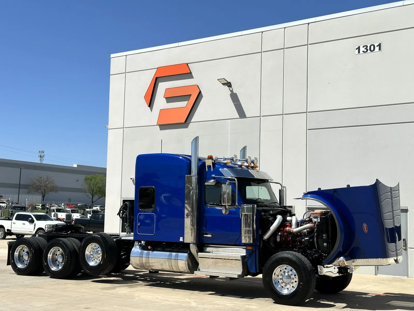 2025 Peterbilt - image 9