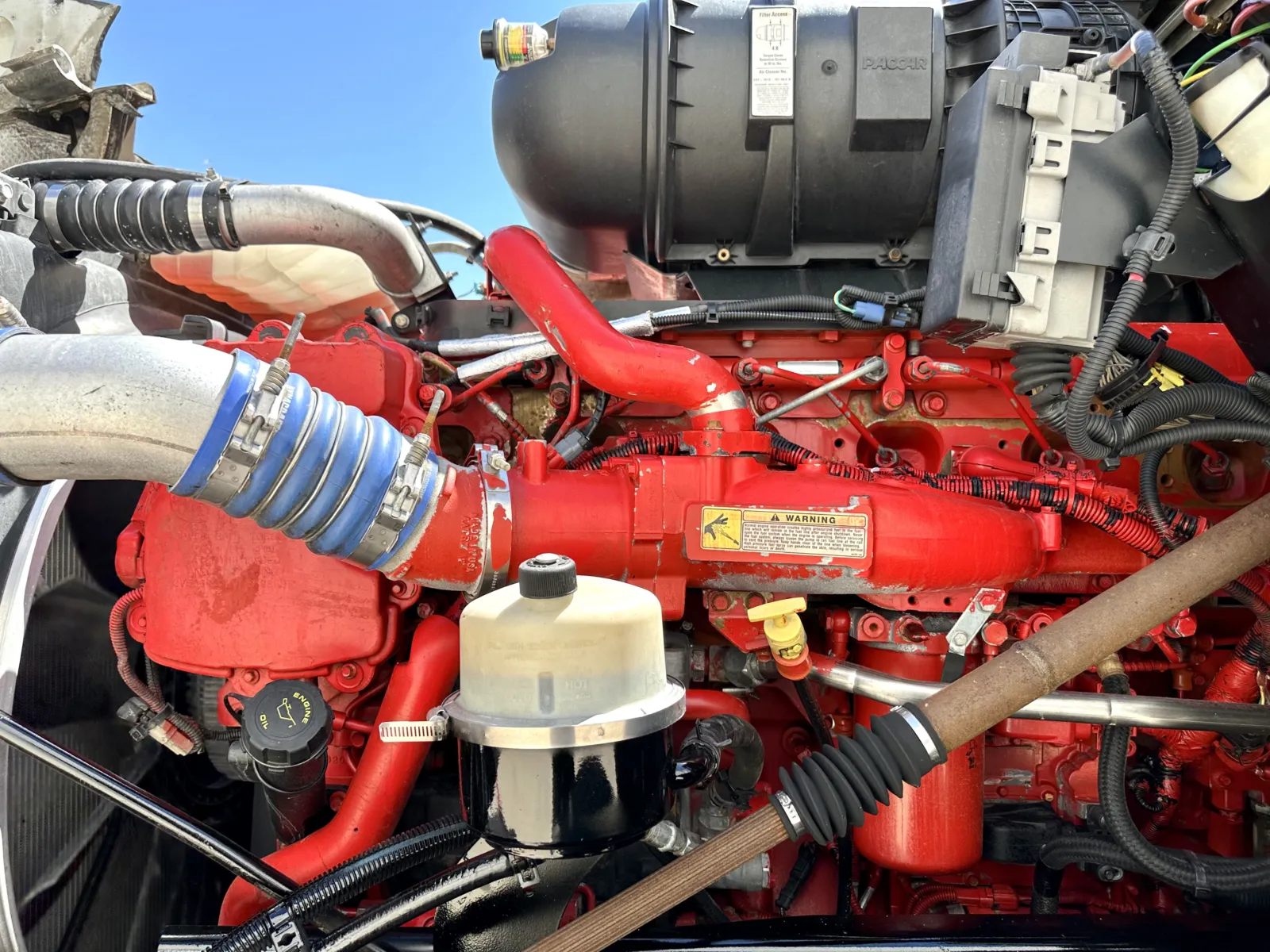 2015 Kenworth T800 - image 13