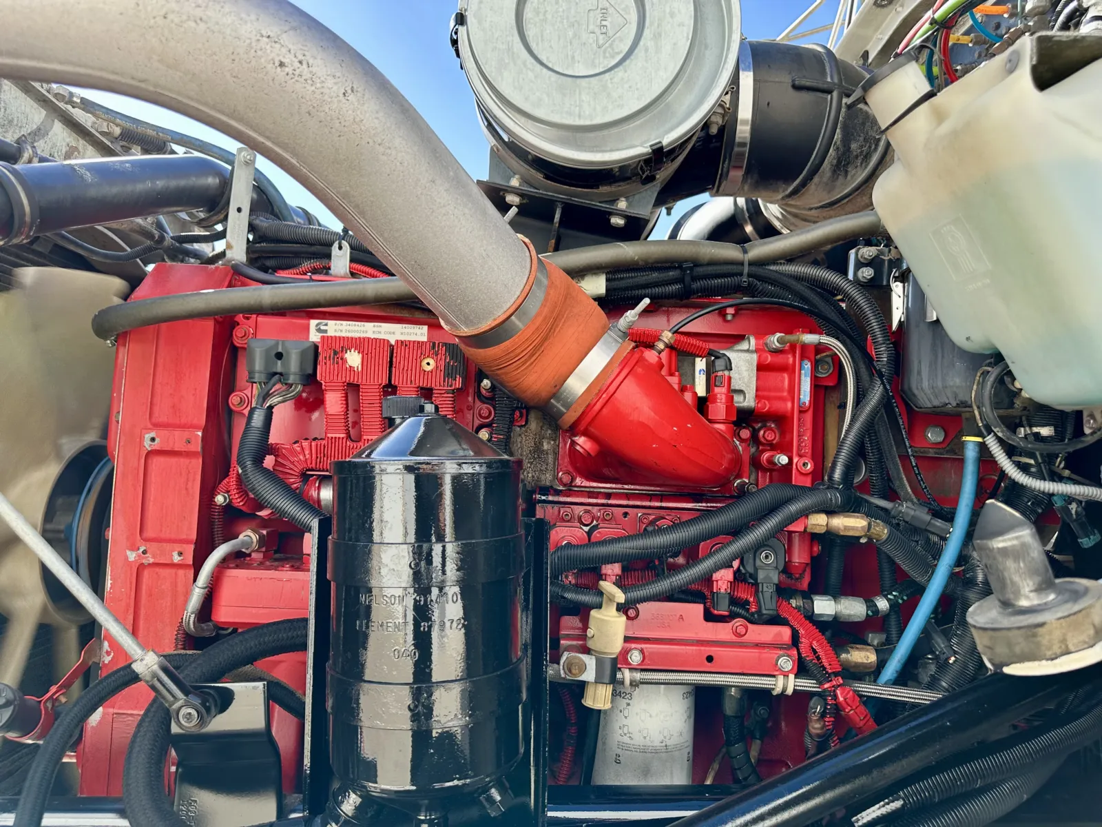 2001 Kenworth T800 - image 13