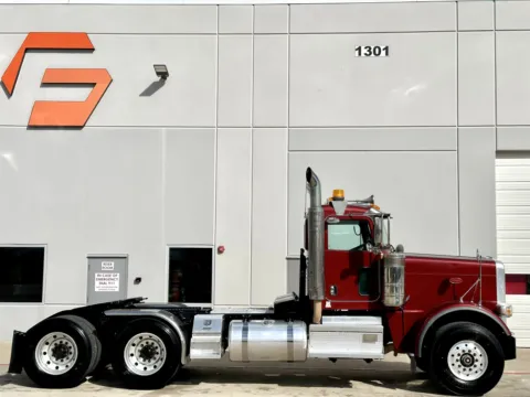 Another view of 2018 PETERBILT 389 for sale in Hutchins, TX at Forge Truck Centers - Texas