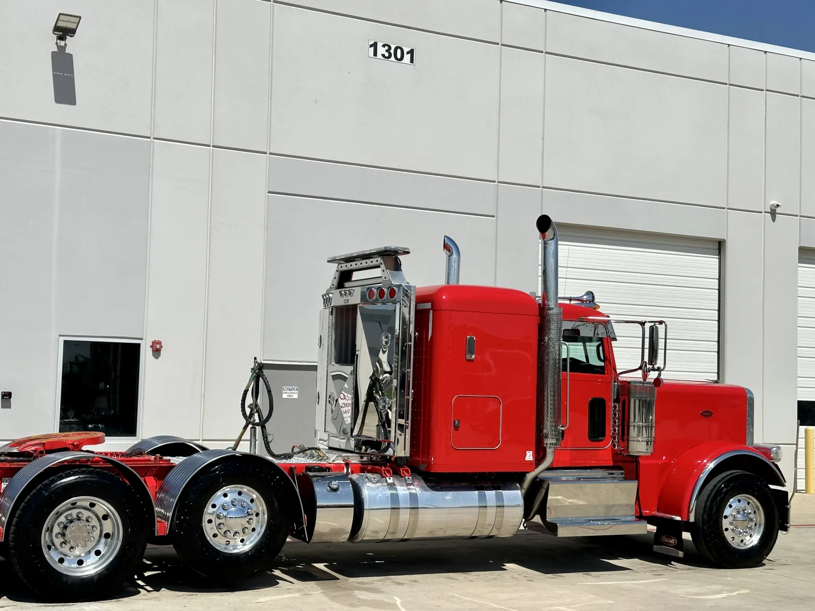 2024 Peterbilt 389 - image 7