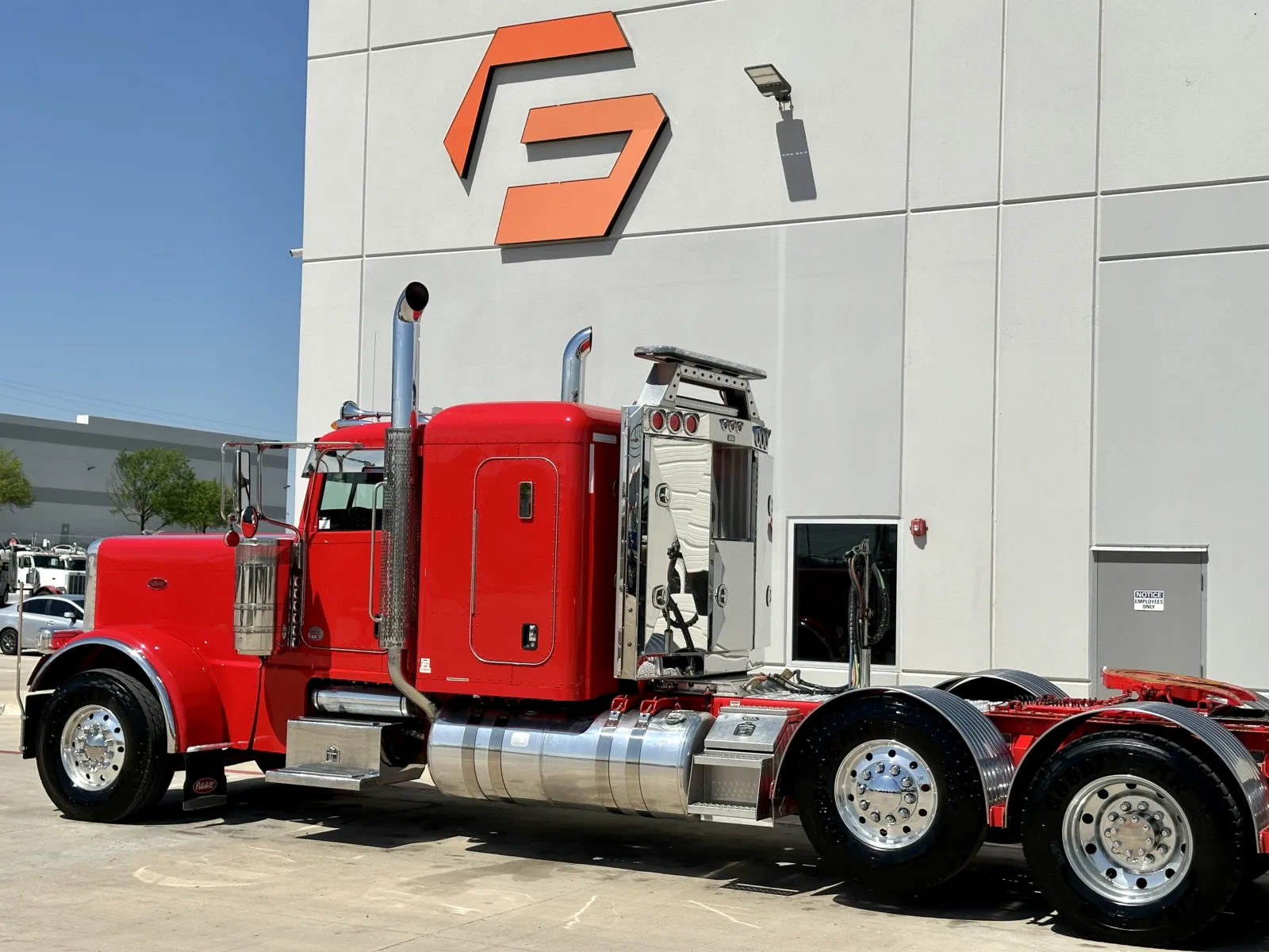 2024 Peterbilt 389 - image 8