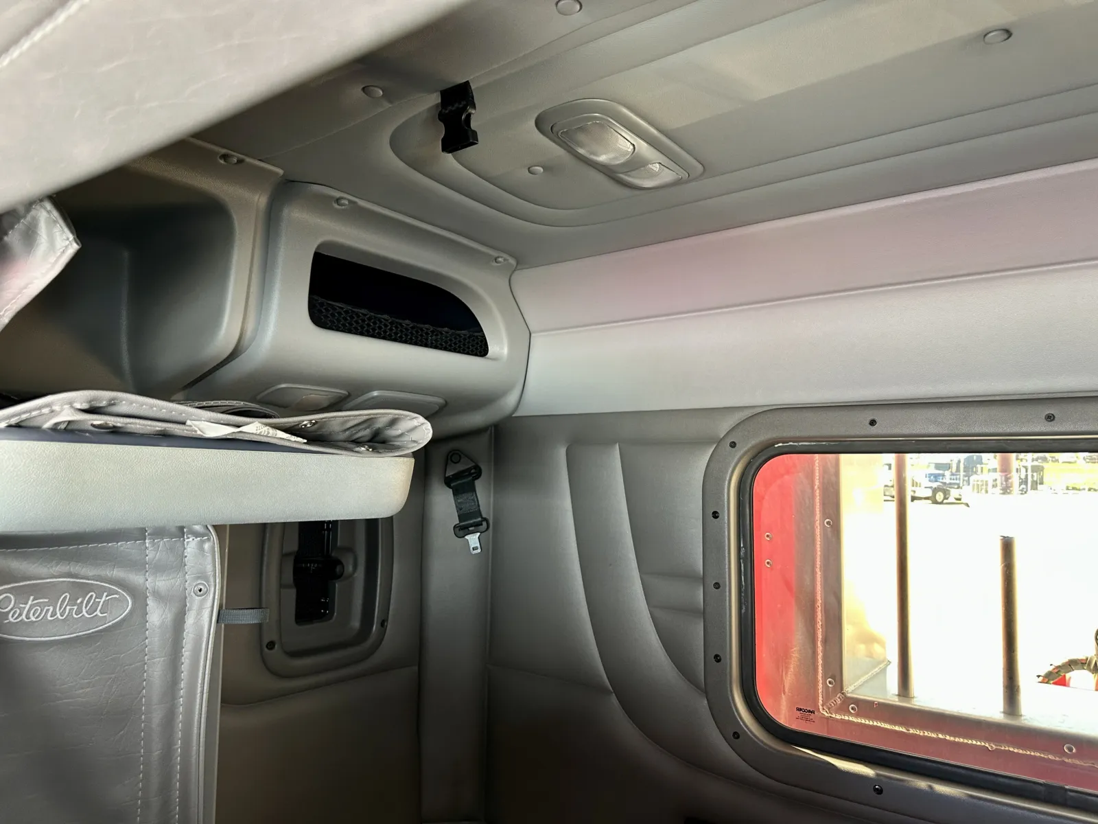 2024 Peterbilt 389 - image 22