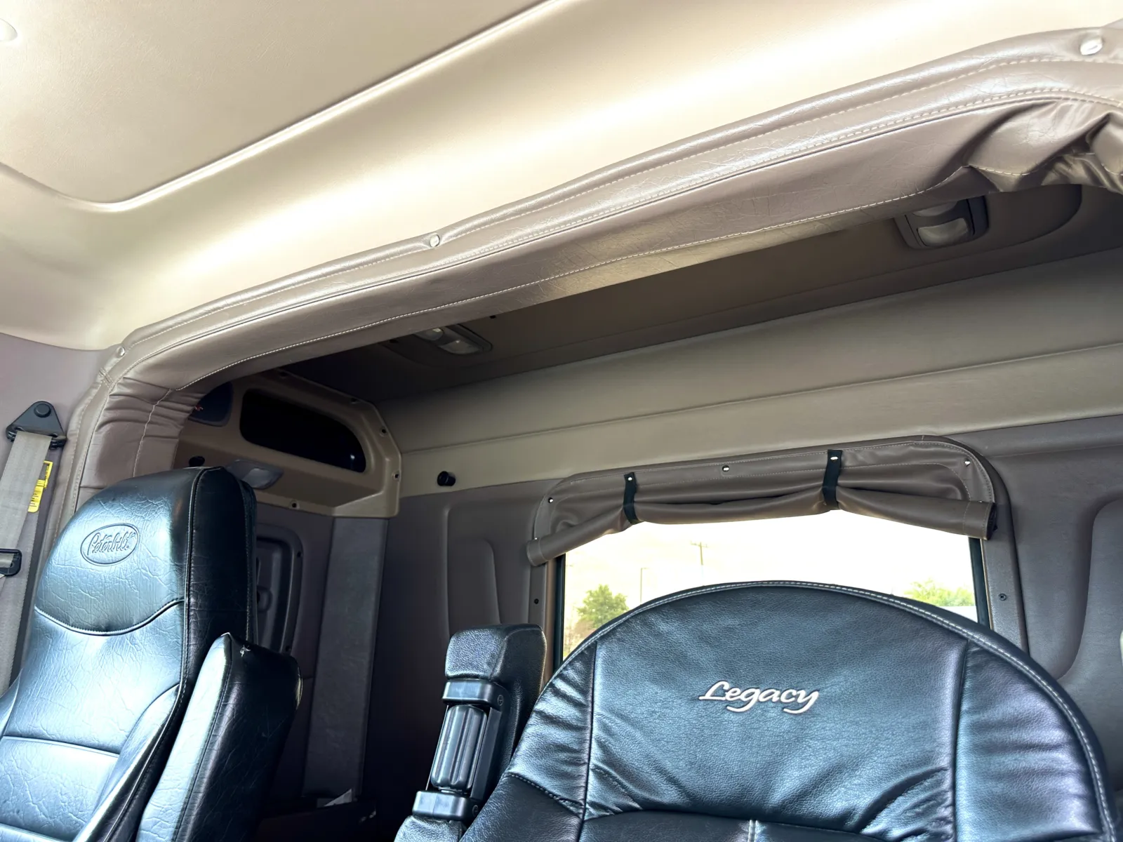 2022 Peterbilt 389 - image 20