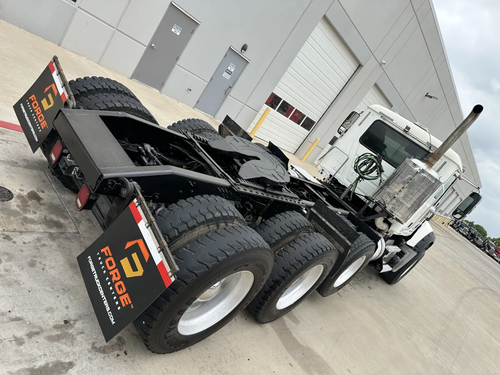 2013 Mack - image 10