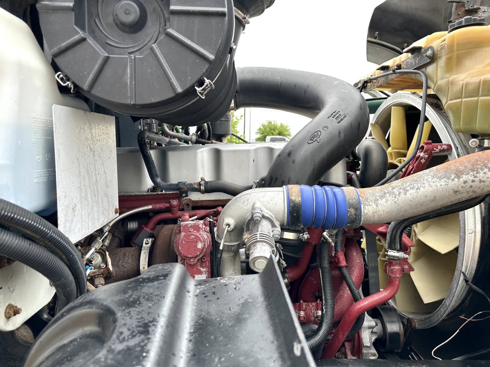 2011 Mack - image 11