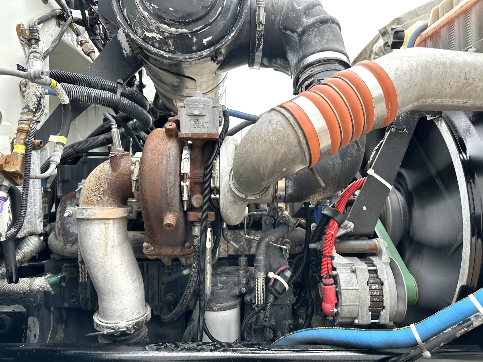 2015 Peterbilt 365 - image 12