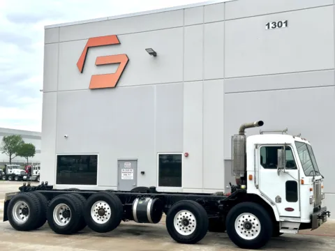 2002 PETERBILT 320 for sale in Hutchins, TX