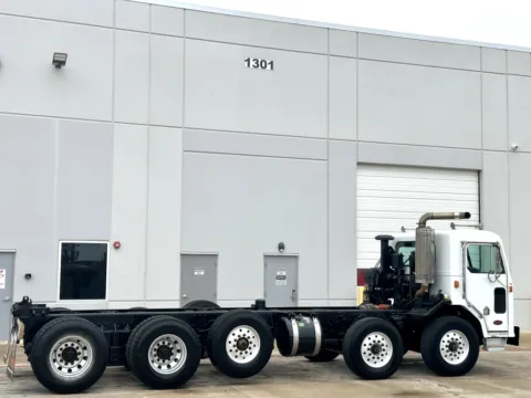 More photos of 2002 PETERBILT 320 at Forge Truck Centers - Texas, TX