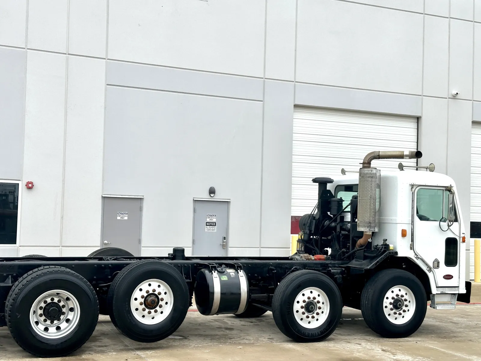 2002 Peterbilt - image 7