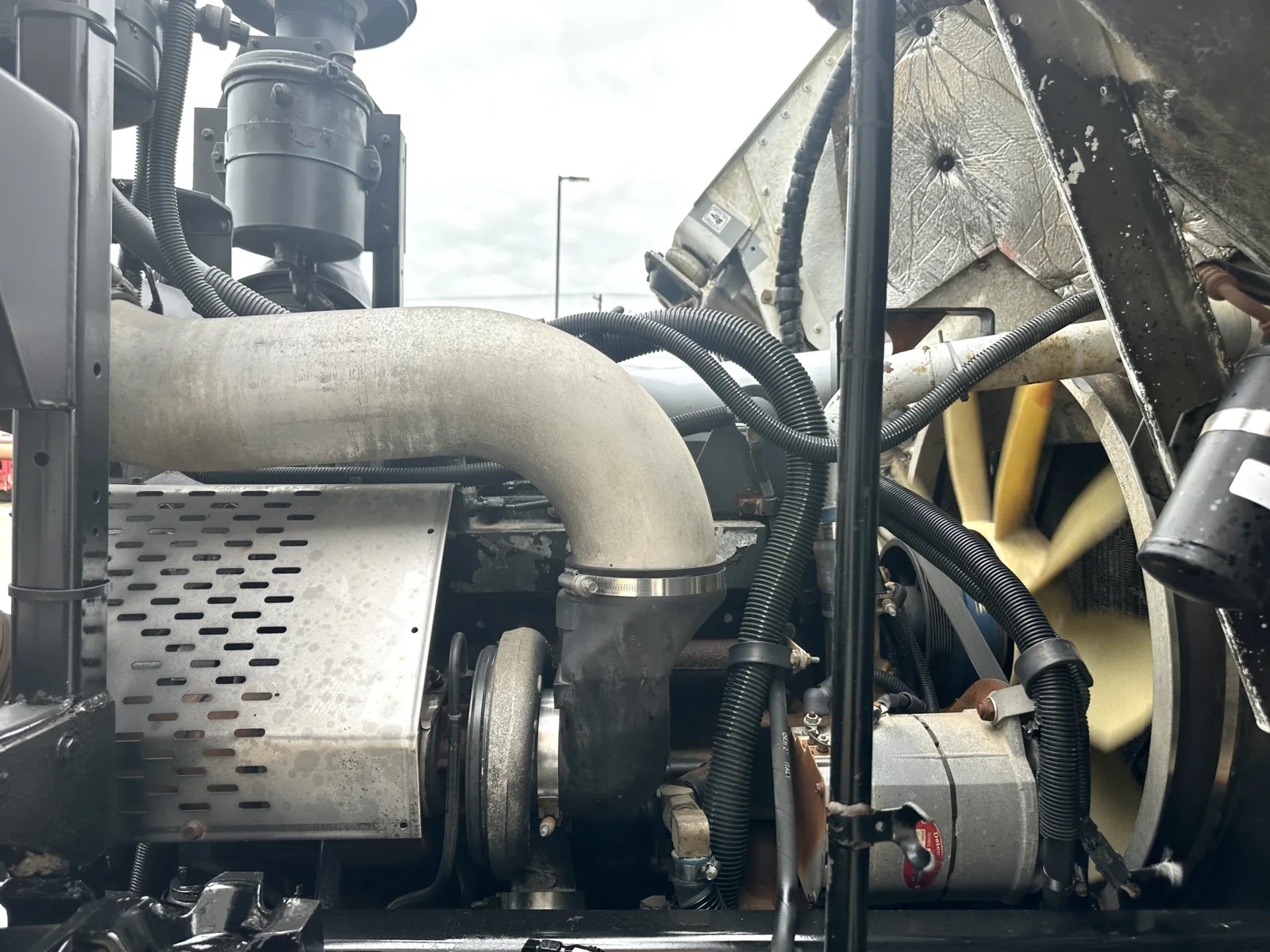 2002 Peterbilt - image 12