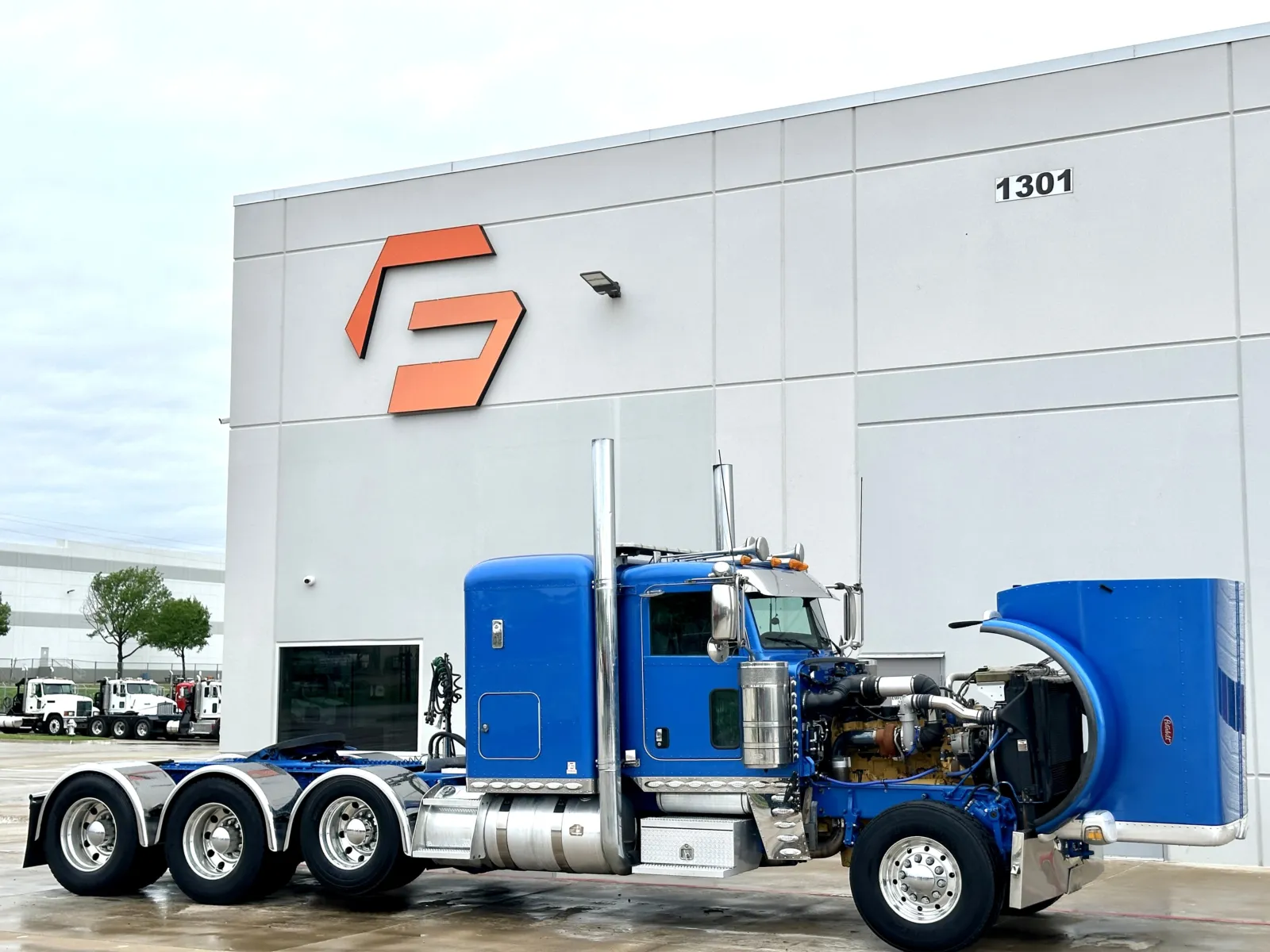 2018 Peterbilt 389 - image 9