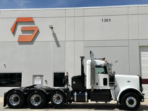 Another view of 2022 PETERBILT 389 for sale in Hutchins, TX at Forge Truck Centers - Texas
