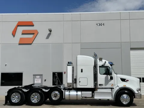 Another view of 2022 PETERBILT 567 for sale in Hutchins, TX at Forge Truck Centers - Texas