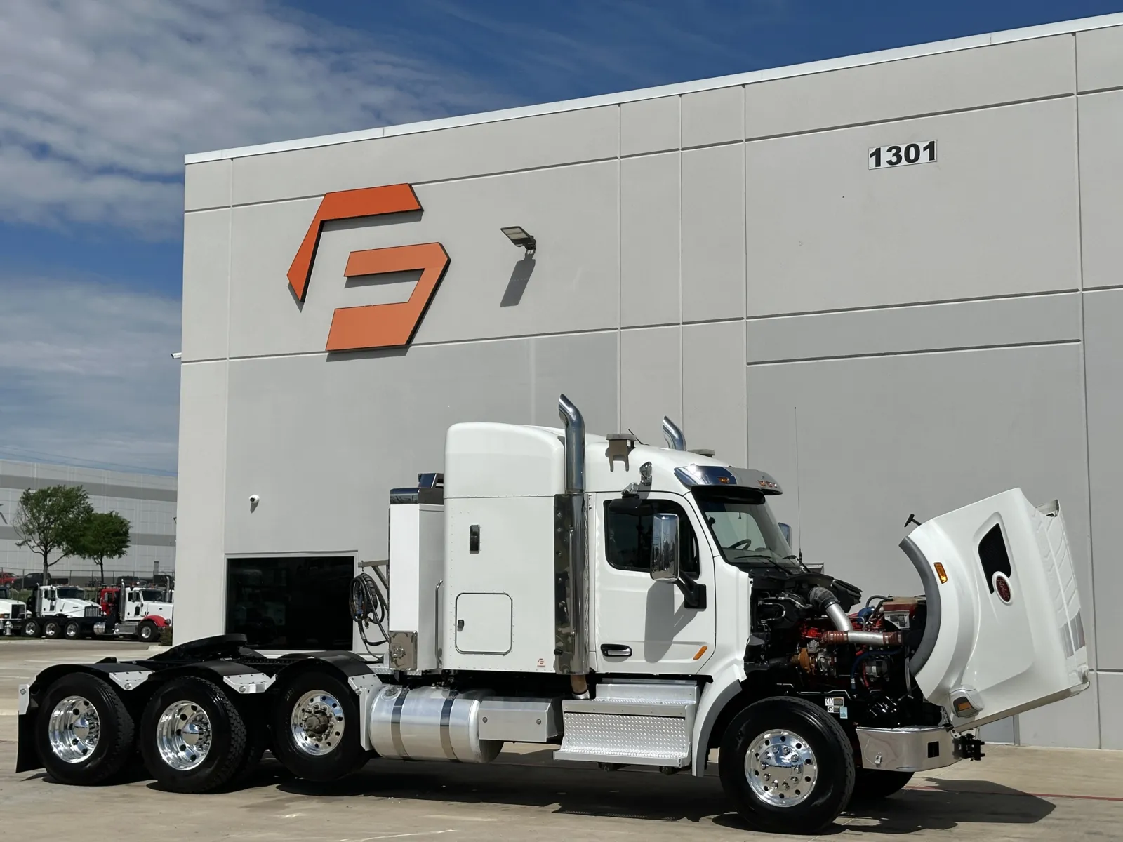 2022 Peterbilt 567 - image 9