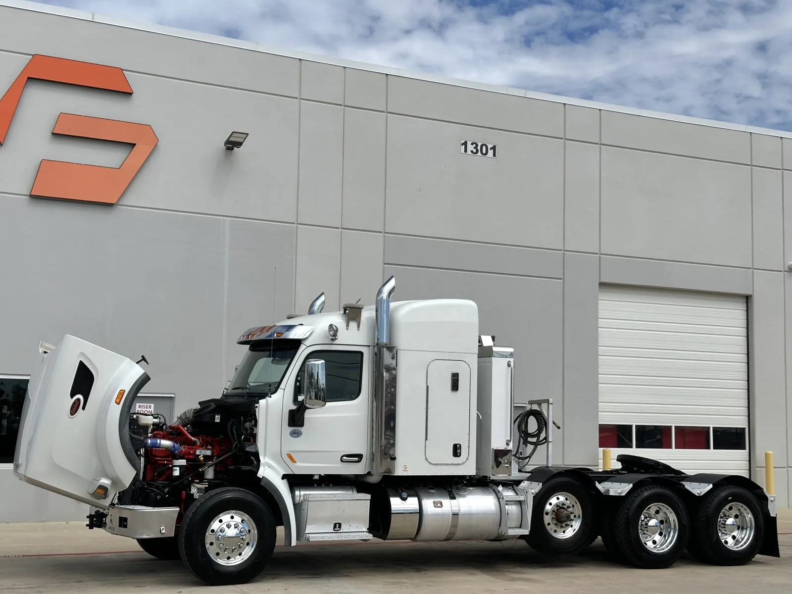 2022 Peterbilt 567 - image 10