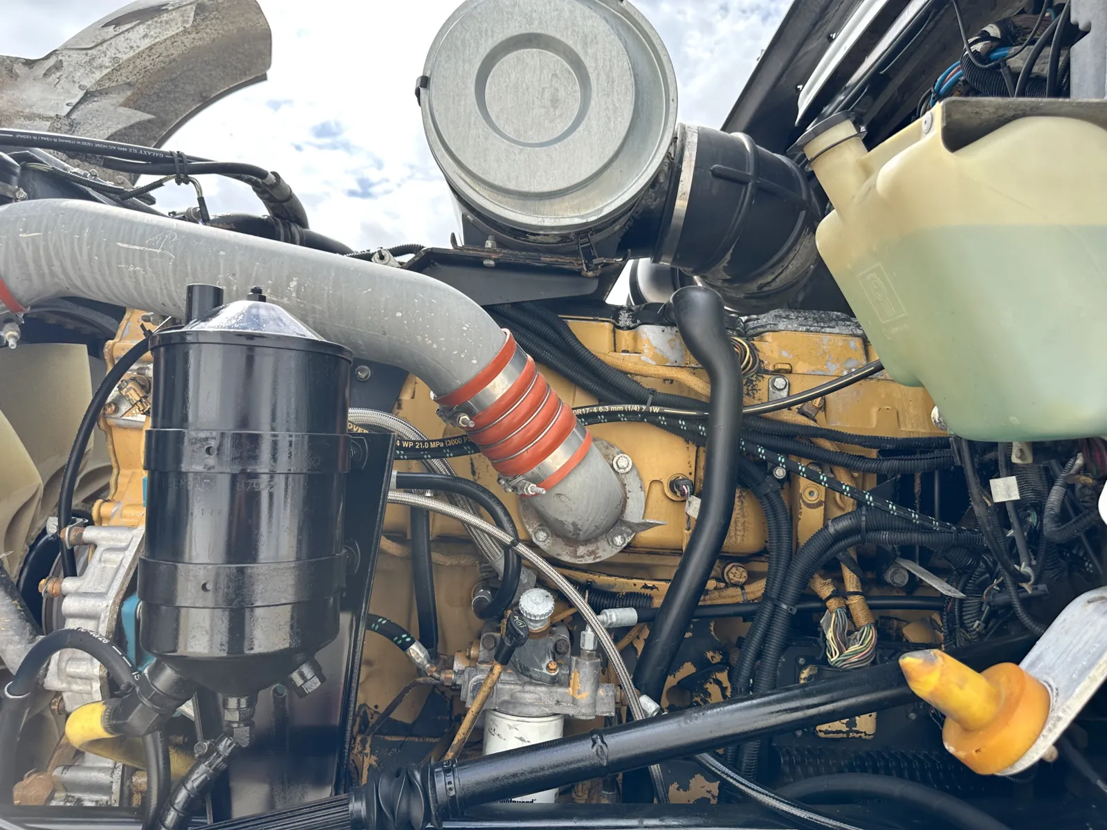 2007 Kenworth T800 - image 13