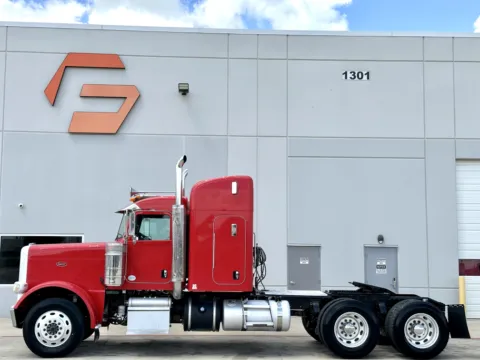 More photos of 2013 PETERBILT 388 at Forge Truck Centers - Texas, TX