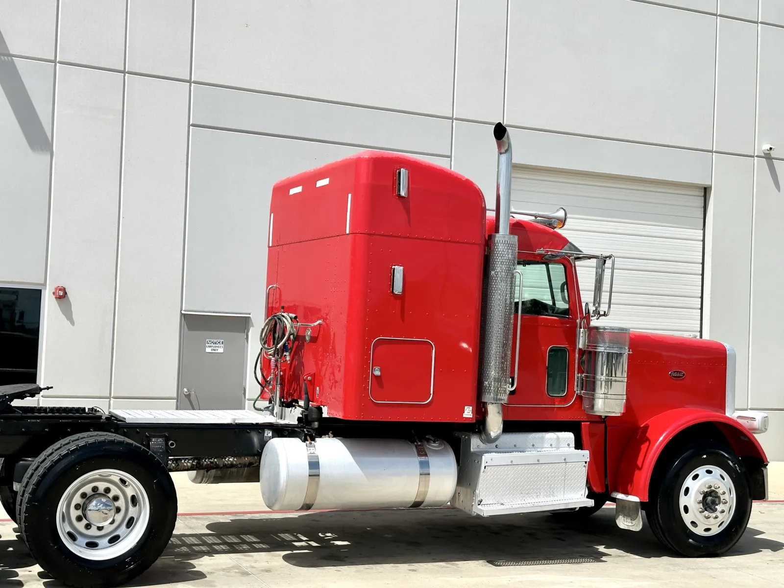 2013 Peterbilt - image 7