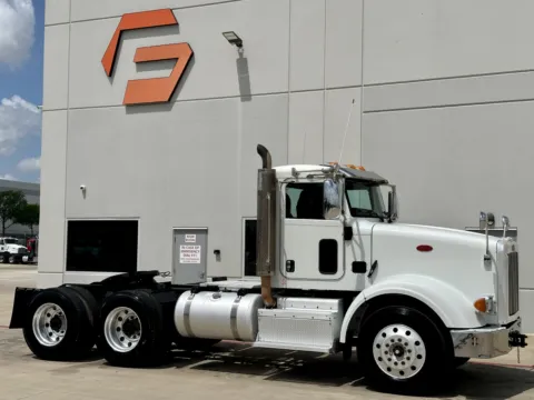 2013 PETERBILT 367 for sale in Hutchins, TX