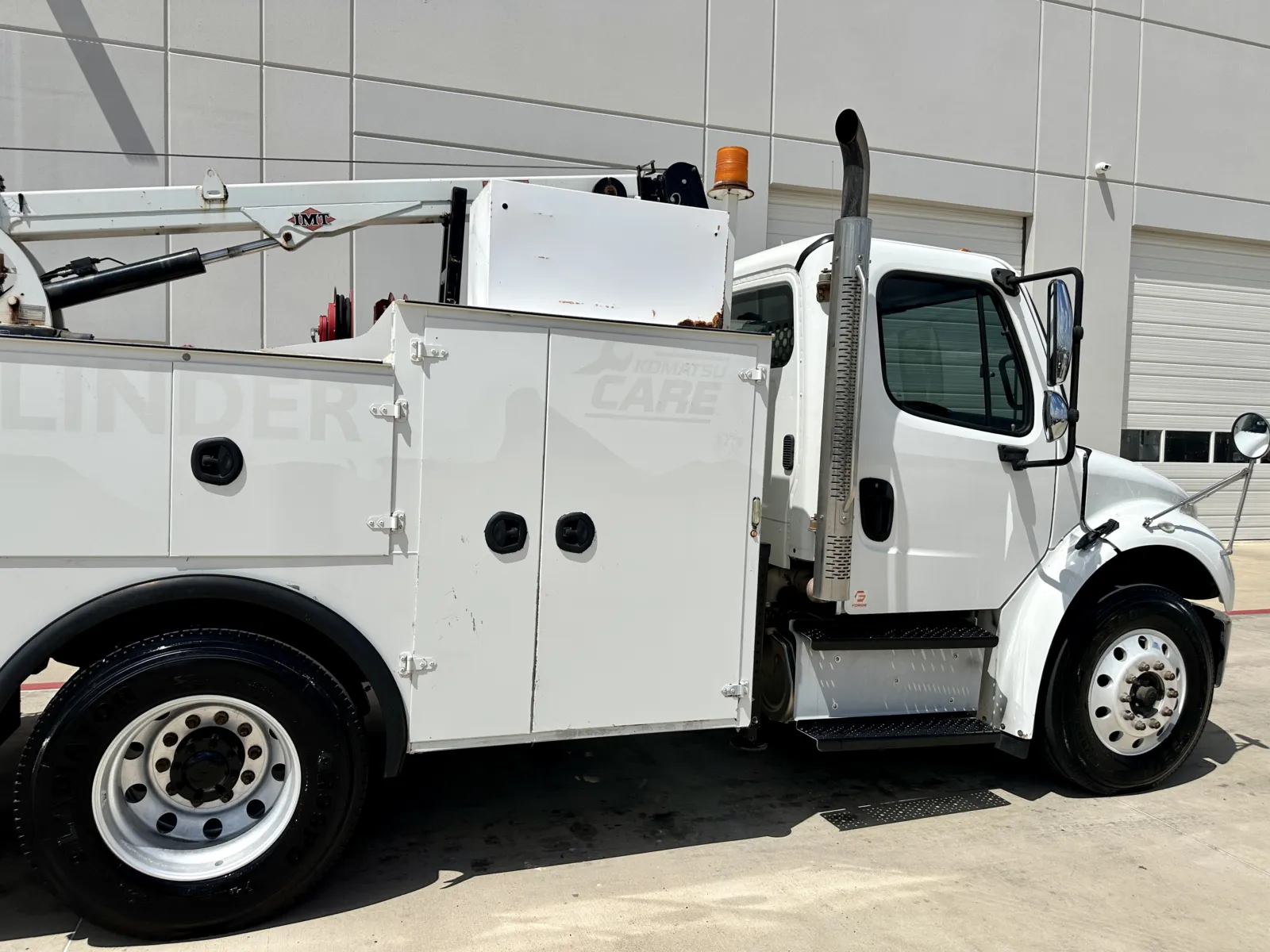 2018 Freightliner M2 106 - image 7