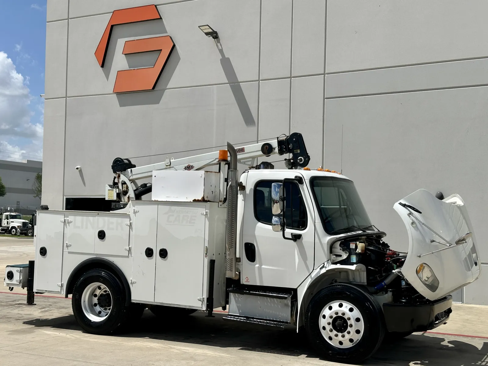 2018 Freightliner M2 106 - image 9