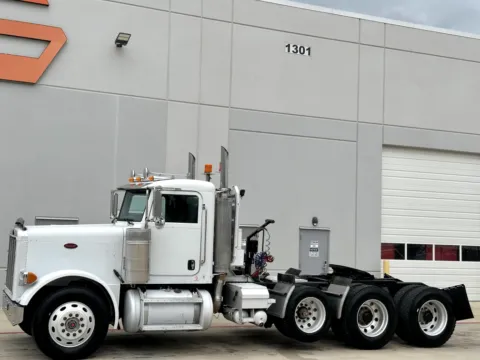 Photos of 2005 PETERBILT 379 for sale in Hutchins, TX at Forge Truck Centers - Texas