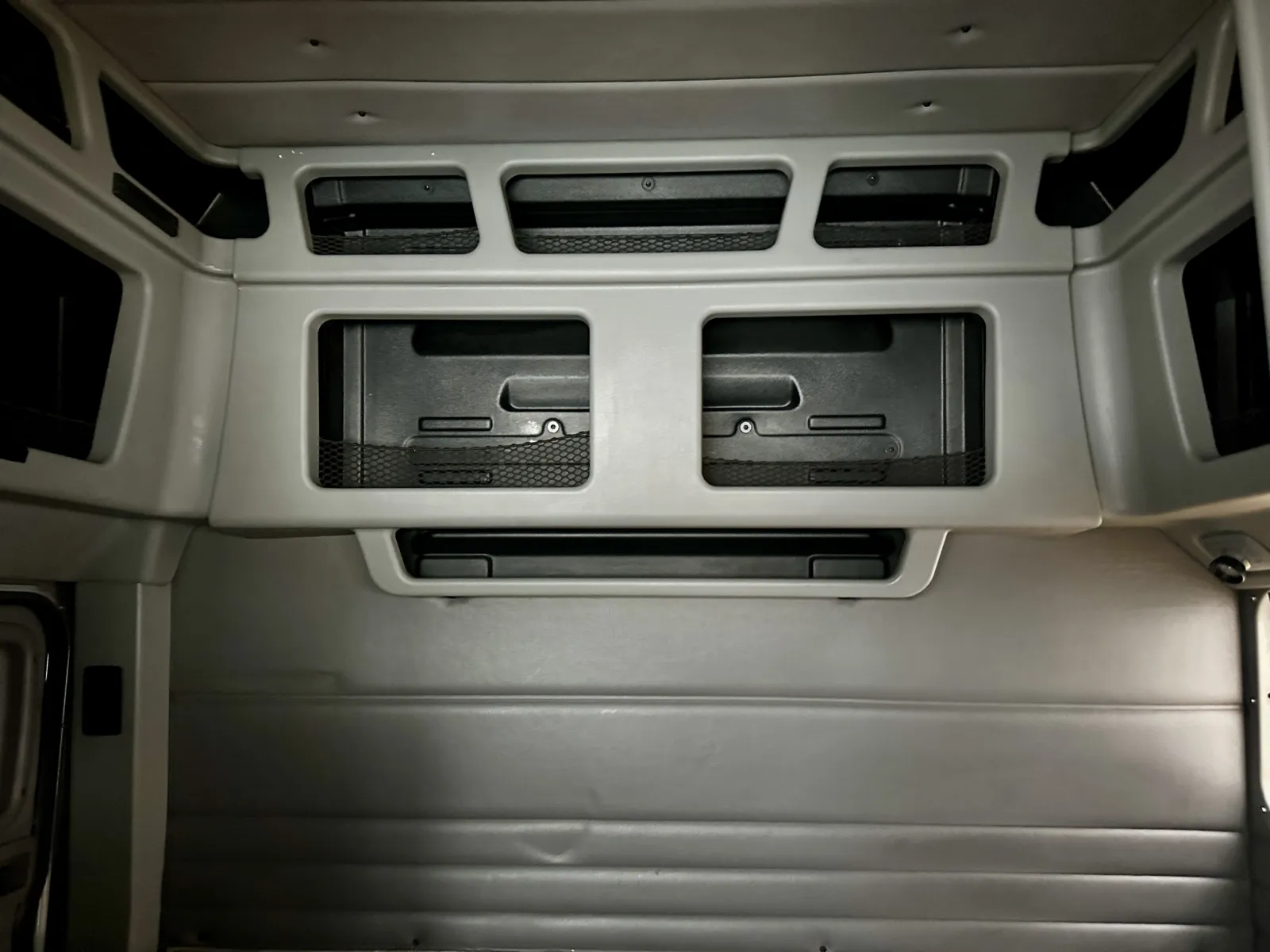 2016 Peterbilt 389 - image 22