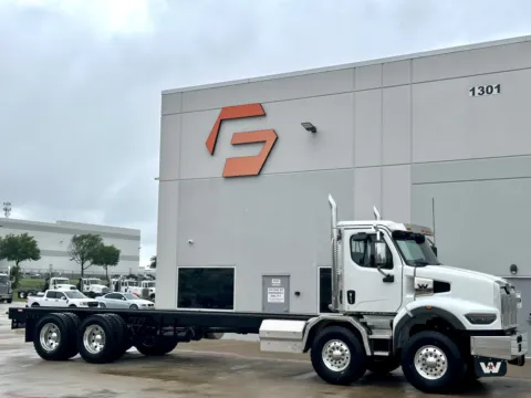 2022 WESTERN STAR 49X for sale in Hutchins, TX